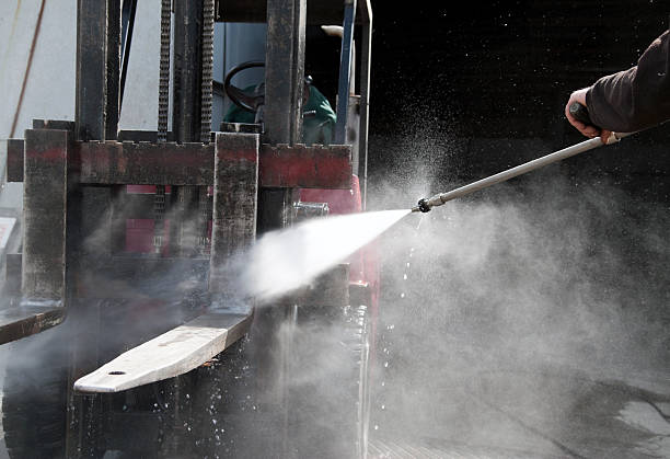 Best Machinery and Equipment Cleaning  in Lake Helen, FL